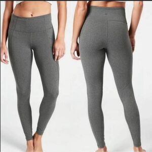 ATHLETA Salutation Stash Pocket Size Small